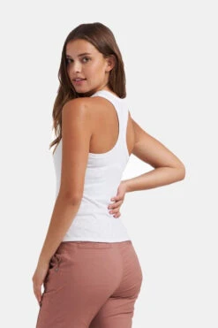 Vuori Sunrise High Neck Tanktop Dames 10 Vuori Sunrise High Neck Tanktop Dames -Gore Wear Verkoop b11bad0073 1010 13 nl